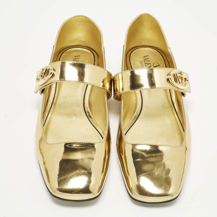 Pre Owned Valentino VLogo Size 40 Gold Leather and Patent Leather Mary-James Ballet Flats