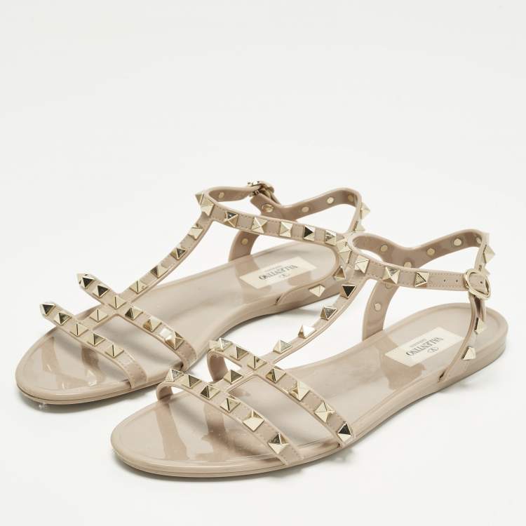 Pre Owned Valentino Rockstud Size 38 Beige Rubber Ankle Strap Flat Sandals