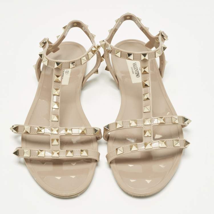 Pre Owned Valentino Rockstud Size 38 Beige Rubber Ankle Strap Flat Sandals