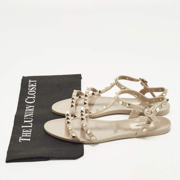 Pre Owned Valentino Rockstud Size 38 Beige Rubber Ankle Strap Flat Sandals