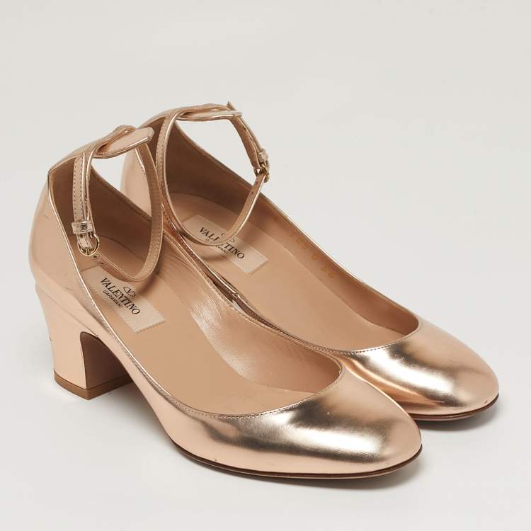 Pre Owned Valentino Tango Size 36 Gold Leather Mary Jane Pumps