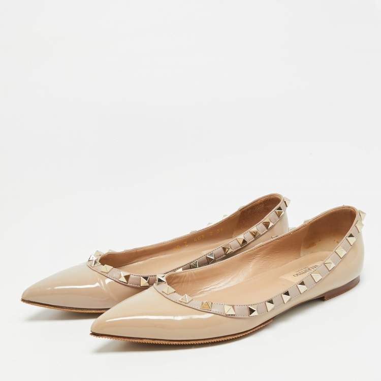 Pre Owned Valentino Rockstud Size 36 Beige Patent Leather Ballet Flats