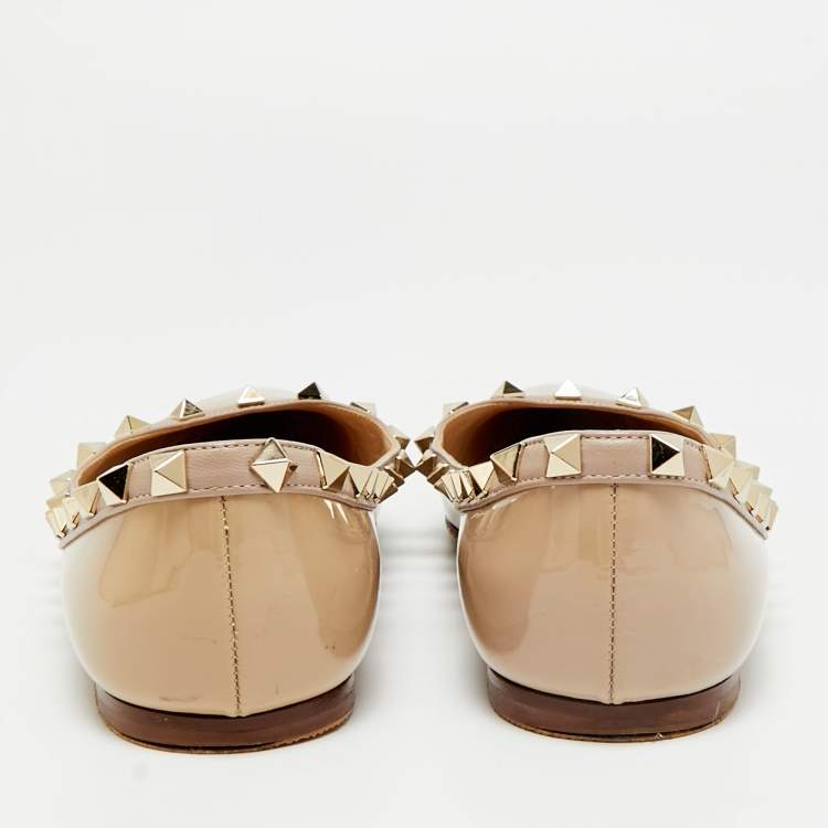 Pre Owned Valentino Rockstud Size 36 Beige Patent Leather Ballet Flats