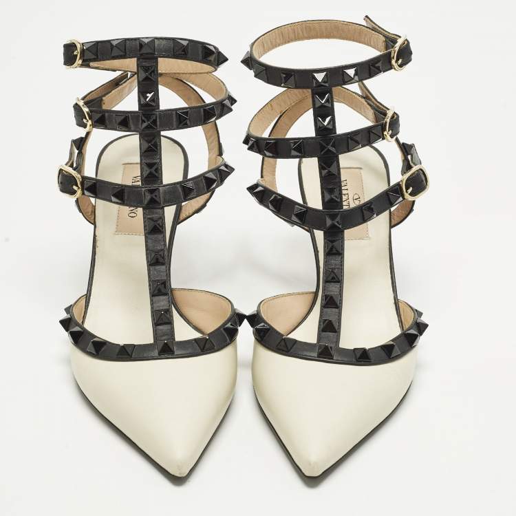مملوكة مسبقًا Valentino Rockstud Caged Size 36 Off White/Black Leather Pumps