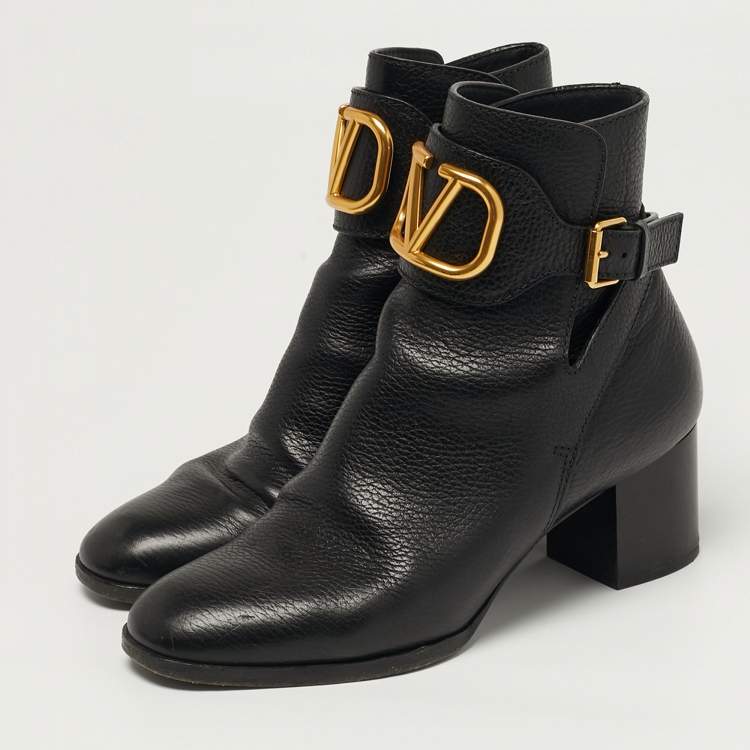 مملوكة مسبقًا Valentino VLogo Size 38 Black Leather Ankle Length Boots