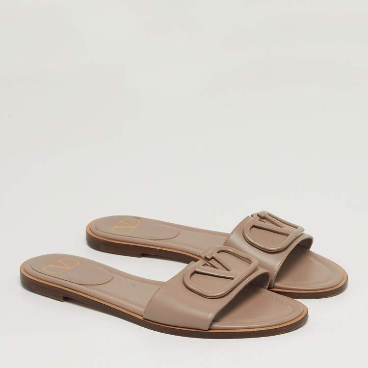 Pre Owned Valentino Escape V logo Size 38 Beige Leather Flat Slides 