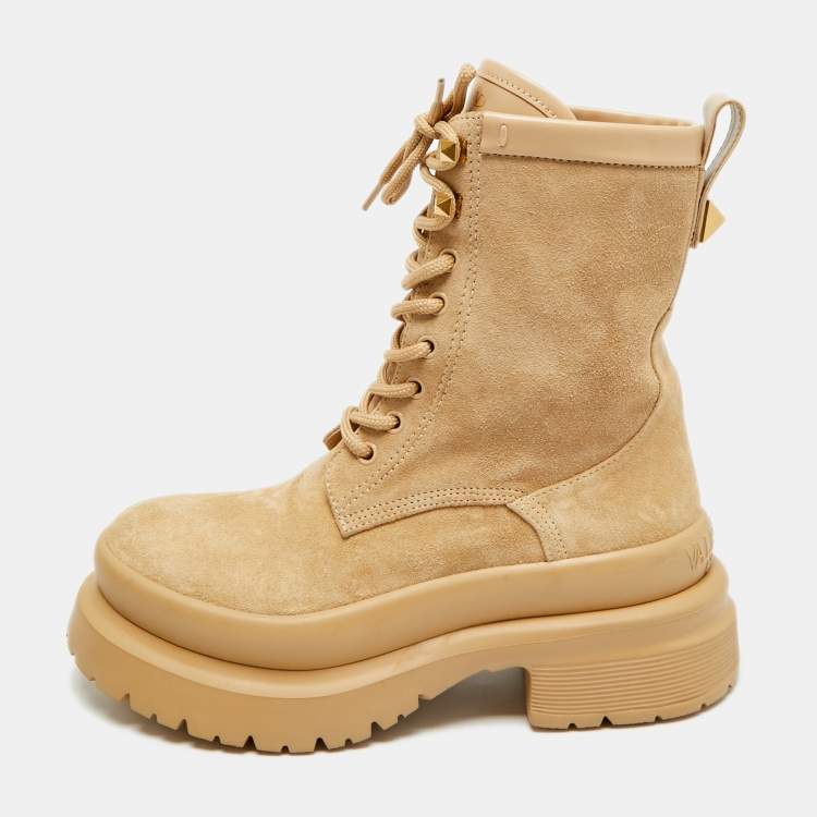 Pre Owned Valentino Rockstud Size 37 Beige Leather and Suede Ankle Length Boots