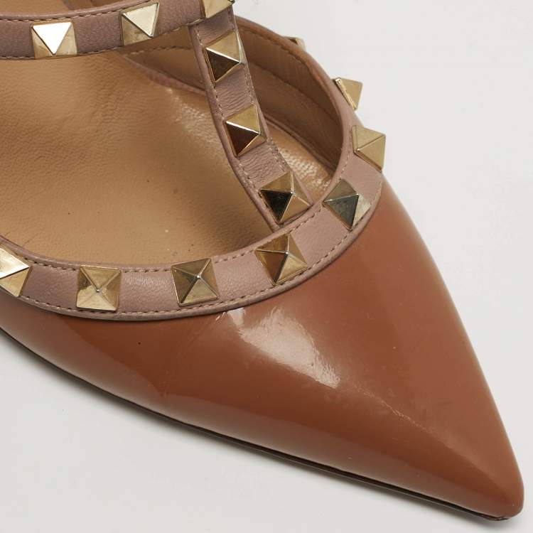 Pre Owned حذاء كعب عالي فالنتينو روكستد جلد بني لامع بحزام للكاحل مقاس 36