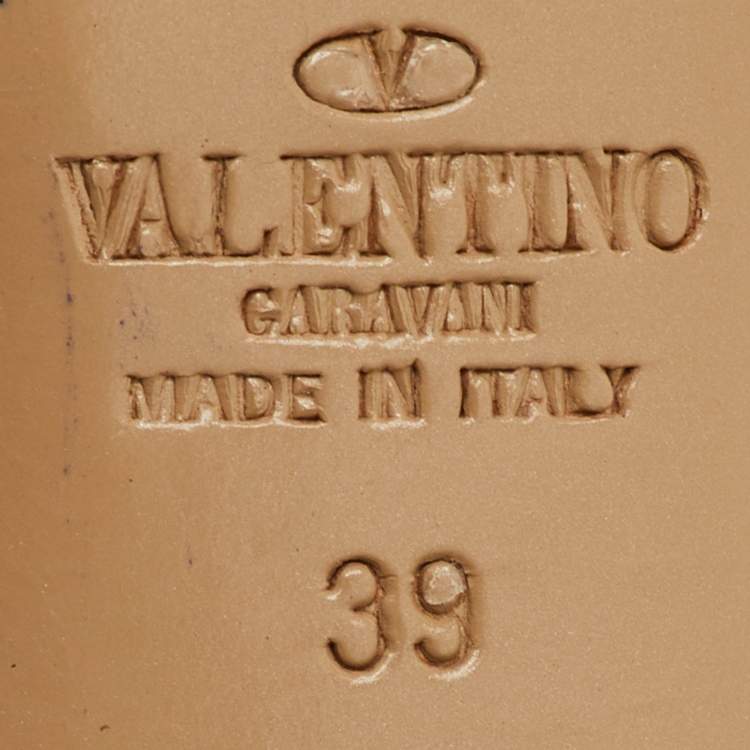 مملوكة مسبقًا Valentino Rockstud Size 39 Black/Beige Leather Ankle Strap Pumps