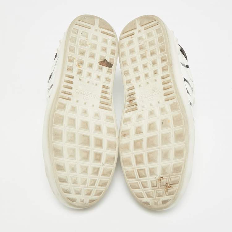 Pre Owned Valentino VLTN Size 35.5 White Leather Low Top Sneakers
