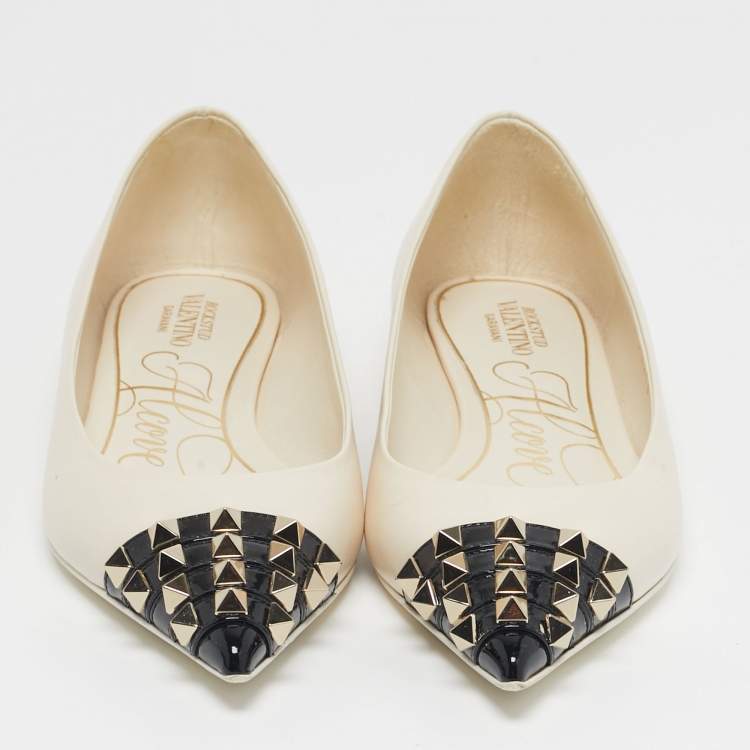 Pre Owned Valentino Rockstud Size 36 White/Black Leather Pointed Cap Toe Ballet Flats