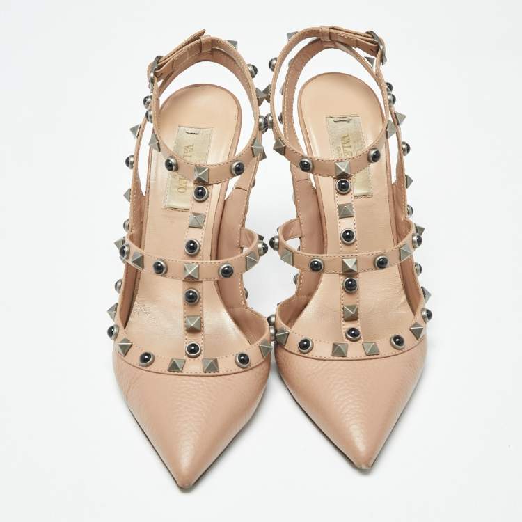 Pre Owned Valentino Rockstud Size 37 Beige Leather Pumps