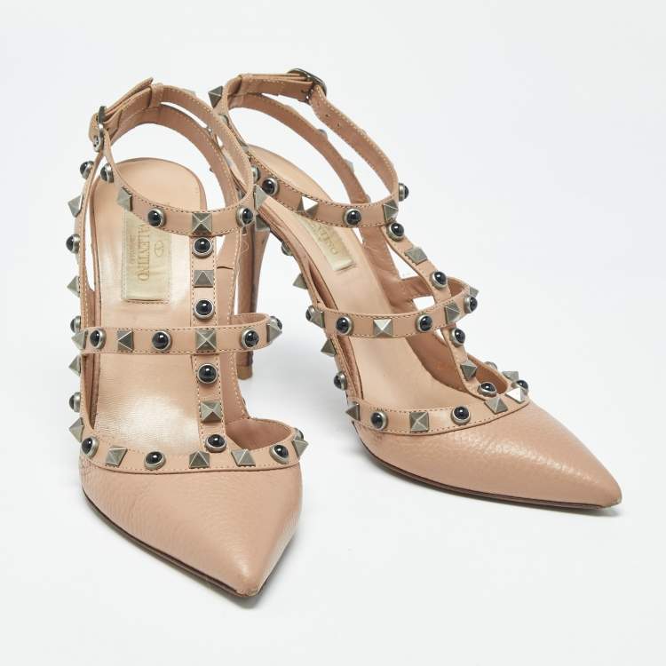 Pre Owned Valentino Rockstud Size 37 Beige Leather Pumps