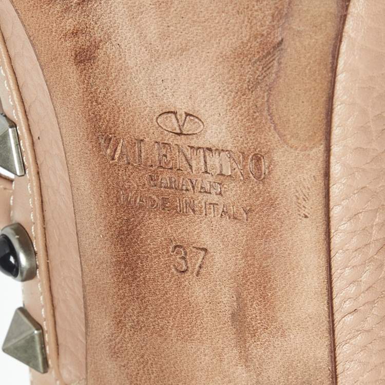 Pre Owned Valentino Rockstud Size 37 Beige Leather Pumps