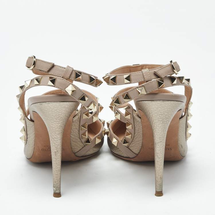 مملوكة مسبقًا Valentino Rockstud Size 40 Metallic/Beige Leather Pumps