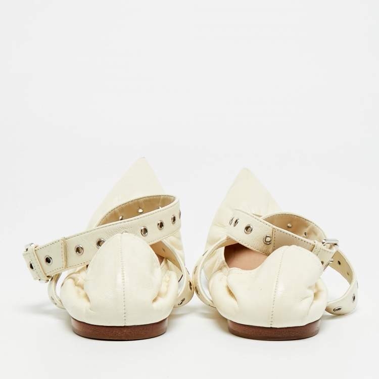 Pre Owned Valentino Love Latch Size 38 White Leather Cross Strap Ballet Flats