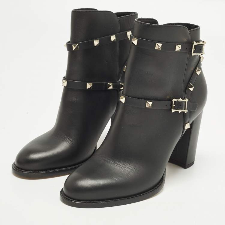 Pre Owned Valentino Rockstud Size 39 Black Leather Ankle Length Boots