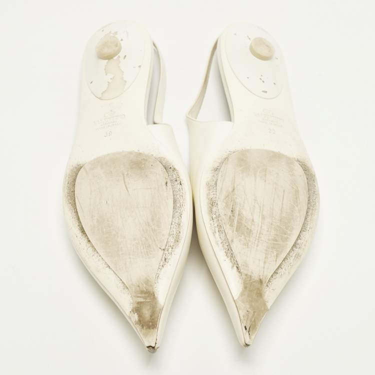 Pre Owned Valentino  Size 39 Off White Leather VLogo Slingback Flats