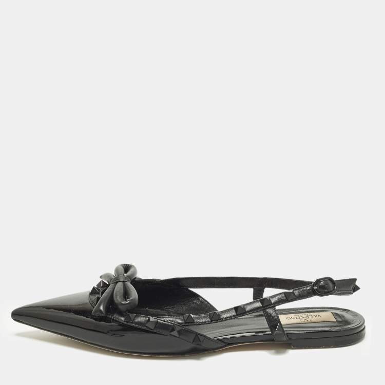 مملوكة مسبقًا Valentino Rockstud Size 39.5 Black Leather and Patent Leather Slingback Flats 