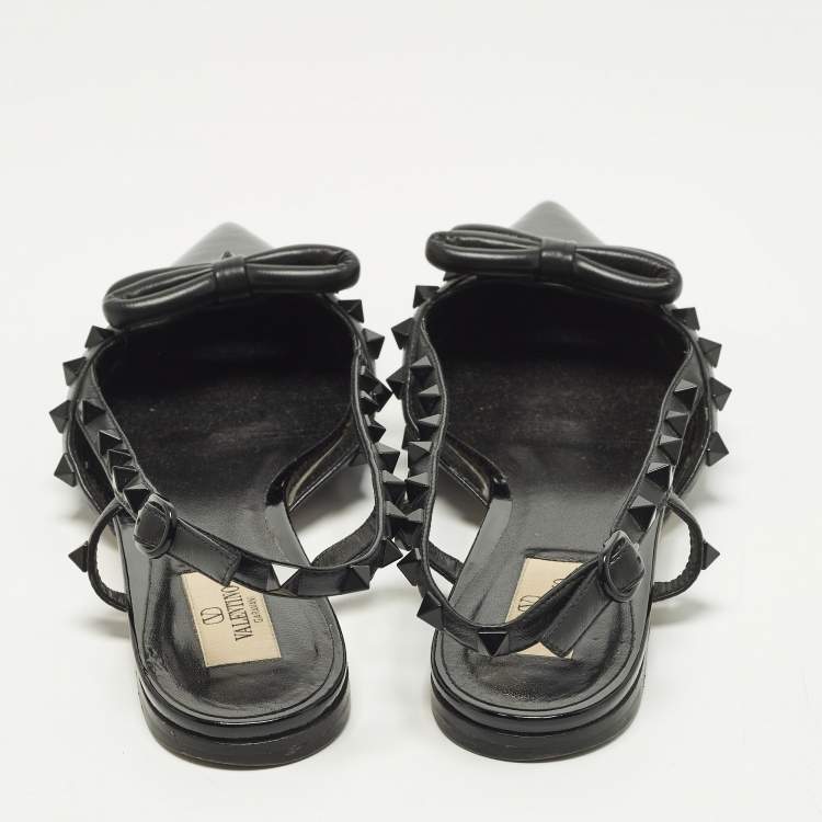 مملوكة مسبقًا Valentino Rockstud Size 39.5 Black Leather and Patent Leather Slingback Flats 