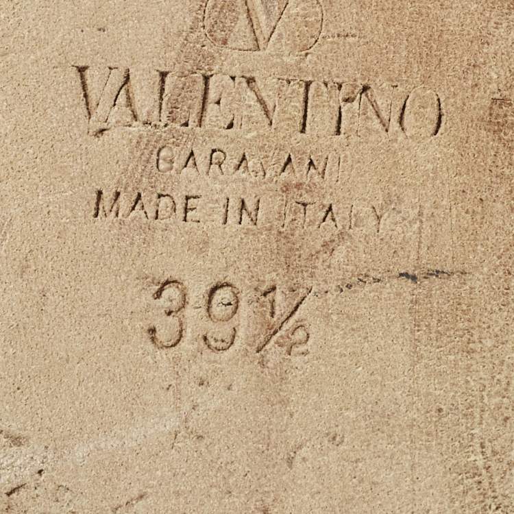 مملوكة مسبقًا Valentino Rockstud Size 39.5 Black Leather and Patent Leather Slingback Flats 