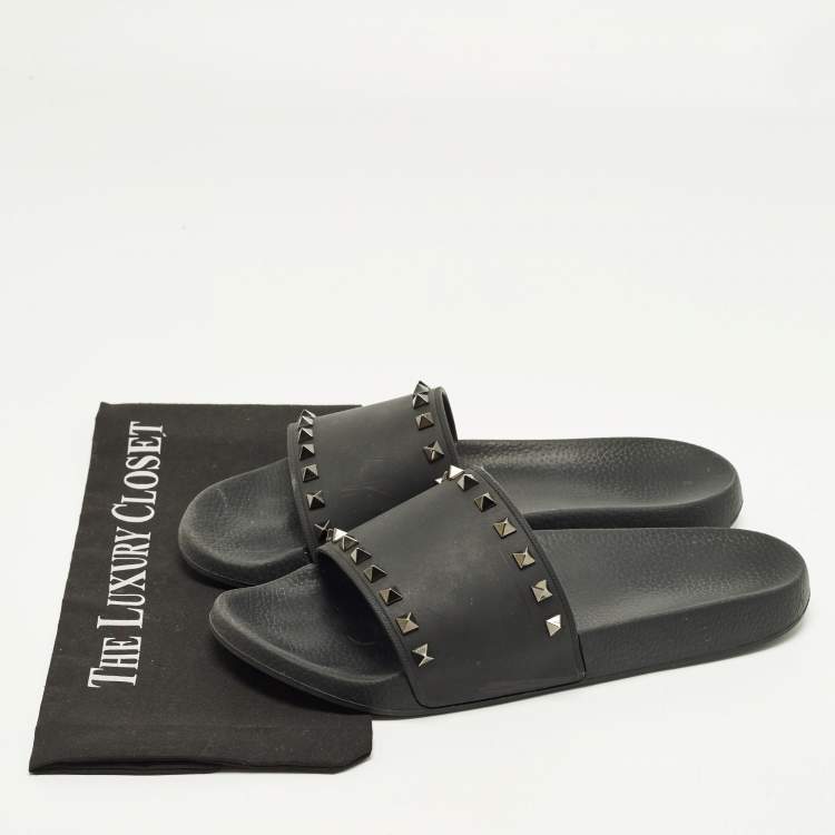 Pre Owned Valentino Rockstud Size 44 Black Rubber Pool Flat Slides 