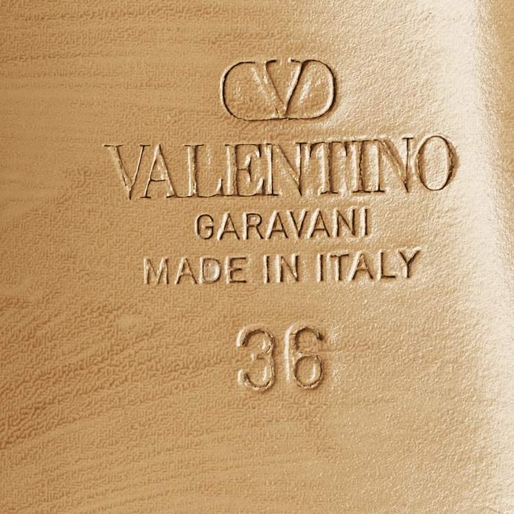 Pre Owned Valentino VLogo Size 36 Beige Patent Leather Slide Sandals