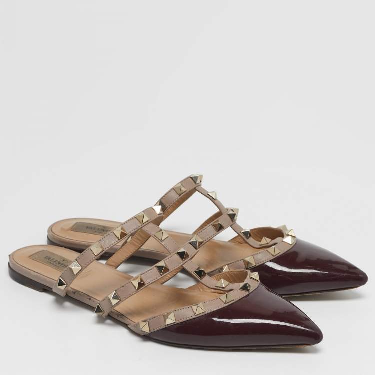 Pre Owned Valentino Rockstud Size 38.5 Burgundy Patent and Leather Flat Mules