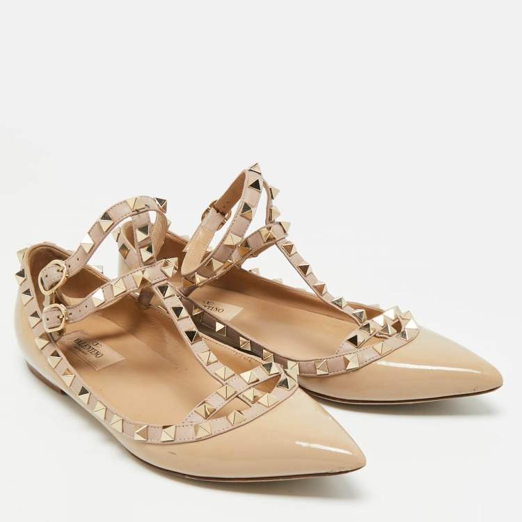 Pre Owned Valentino Rockstud Size 37 Beige Leather and Patent Leather Ballet Flats