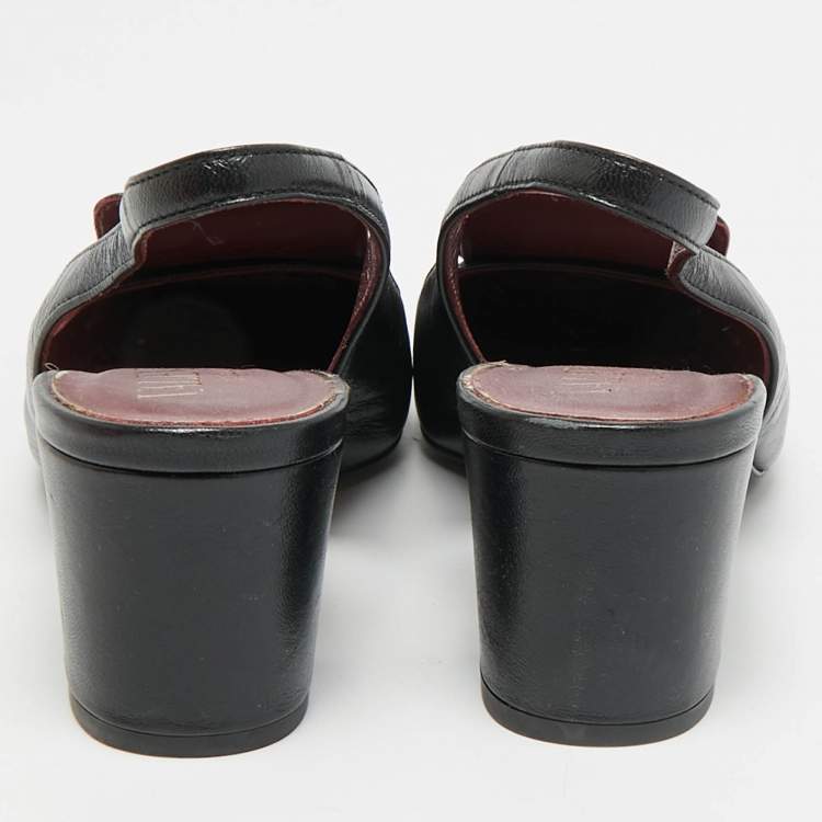 Pre Owned Valentino Size 36 Black Leather Slingback Pumps