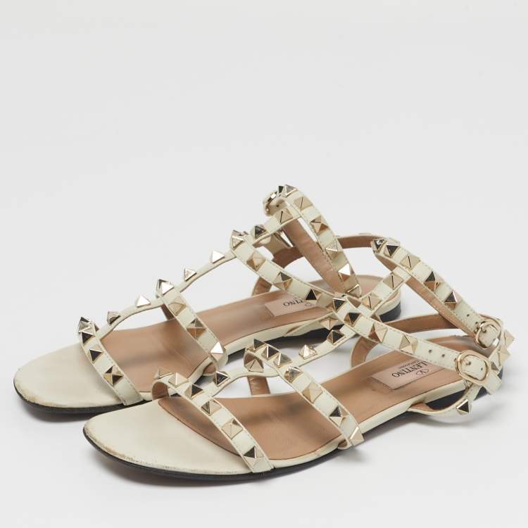 Pre Owned Valentino Rockstud Size 36 White Leather Ankle Strap Flat Sandals