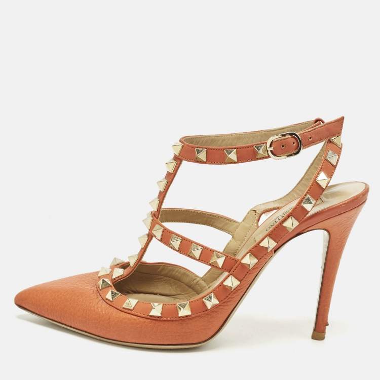 مملوكة مسبقًا Valentino Rockstud Size 36.5 Orange Leather Ankle Strap Pumps