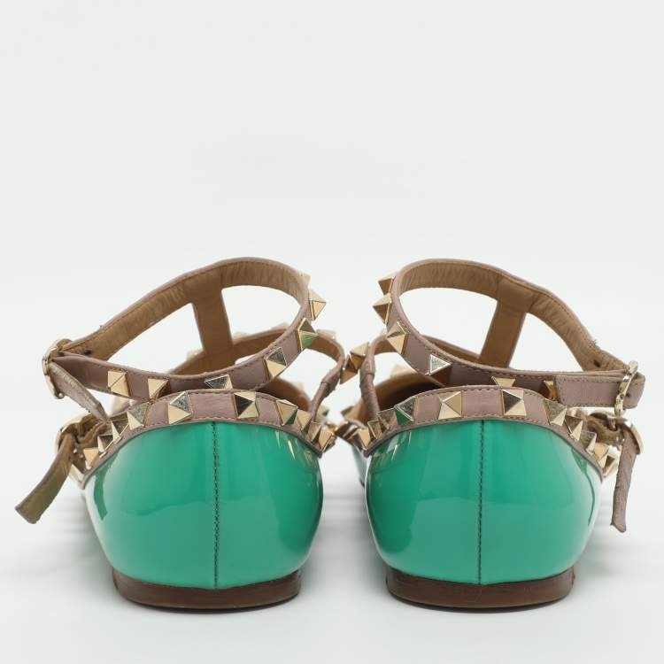 Pre Owned Valentino Rockstud Size 39 Green/Beige Patent and Leather Ballet Flats