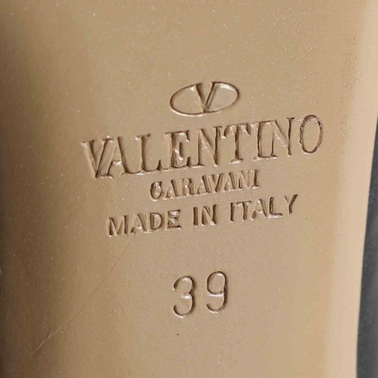 Pre Owned Valentino Rockstud Size 39 Black/Beige Leather Ankle Strap Pumps