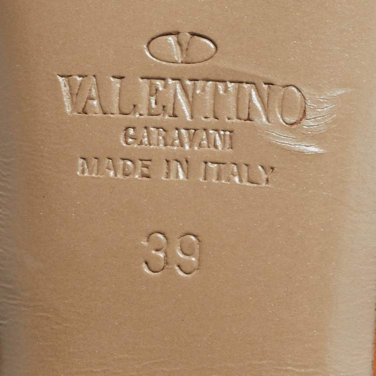 Pre Owned Valentino Rockstud Size 39 Beige/Orange Leather and Patent Ankle Strap Pumps