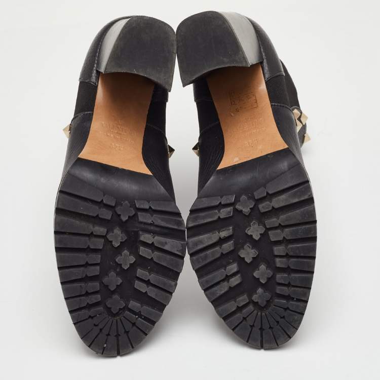 مملوكة مسبقًا Valentino Rockstud Size 37.5 Black Leather Block Heel Ankle Length Boots