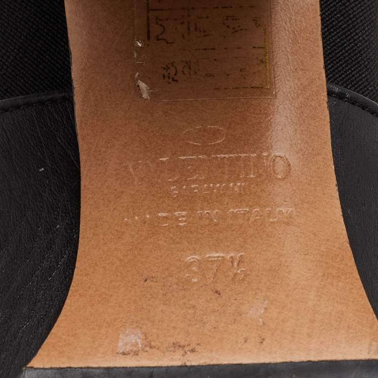 مملوكة مسبقًا Valentino Rockstud Size 37.5 Black Leather Block Heel Ankle Length Boots