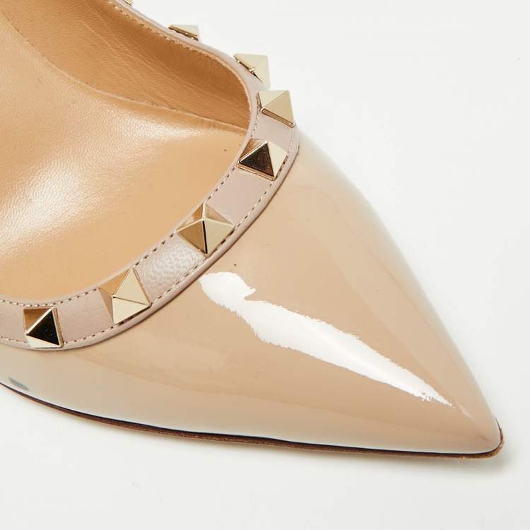 Pre Owned Valentino Rockstud Size 38 Beige Leather and Patent Pumps