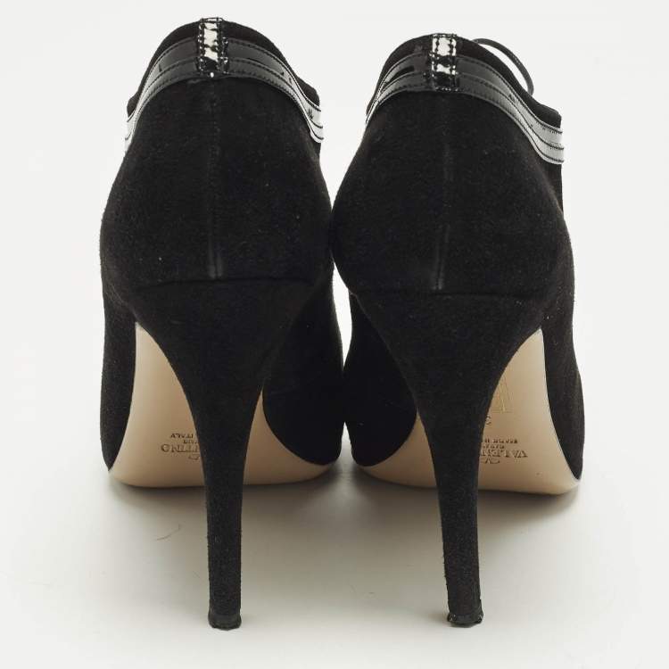 Pre Owned Valentino Size 38 Black Suede Lace Up Ankle Booties