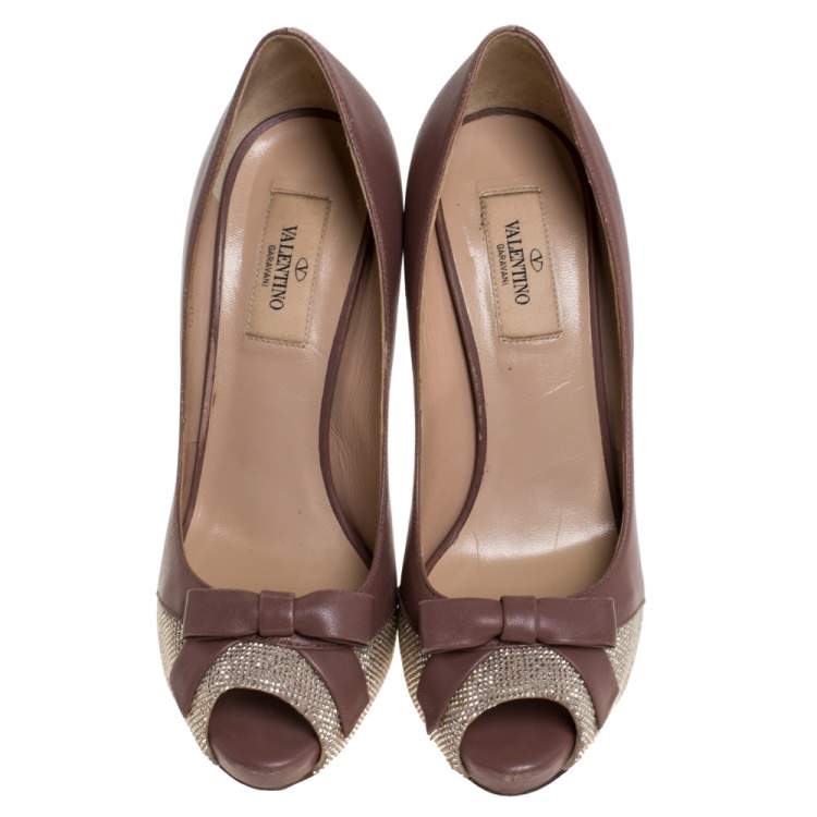 Pre Owned Valentino Dark Beige Leather And Studded Suede Bow Peep Toe Platform Pumps Size 36.5