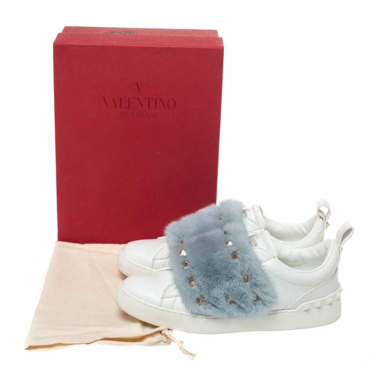 Pre Owned Valentino White/Grey Mink Fur And Leather Rockstud Low Top Sneakers Size 40.5