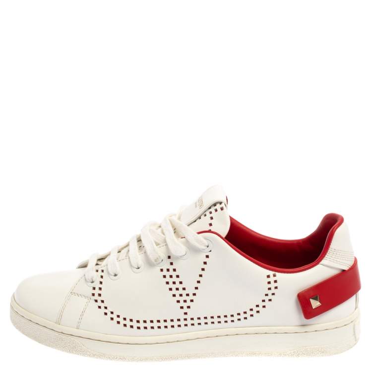 Pre Owned Valentino White Perforated Leather Backnet Rockstud Low Top Sneakers Size 37