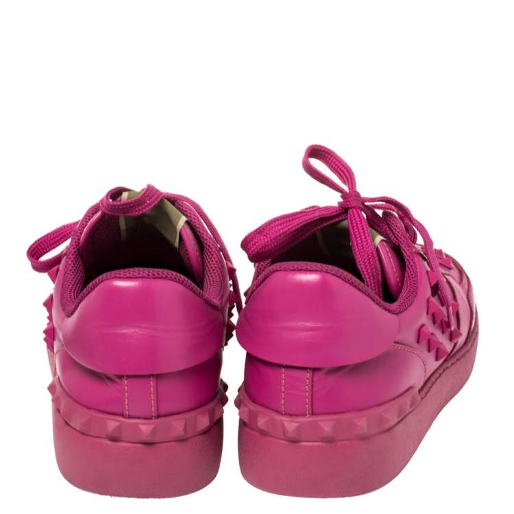 Pre Owned Valentino Fuchsia Pink Leather Rockstud Low Top Sneakers Size 39