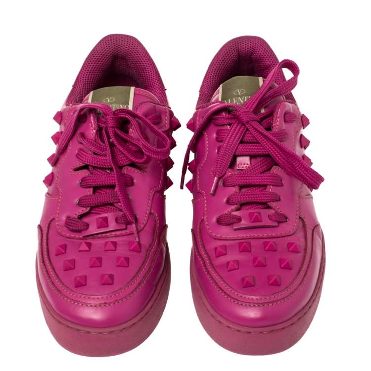 Pre Owned Valentino Fuchsia Pink Leather Rockstud Low Top Sneakers Size 39