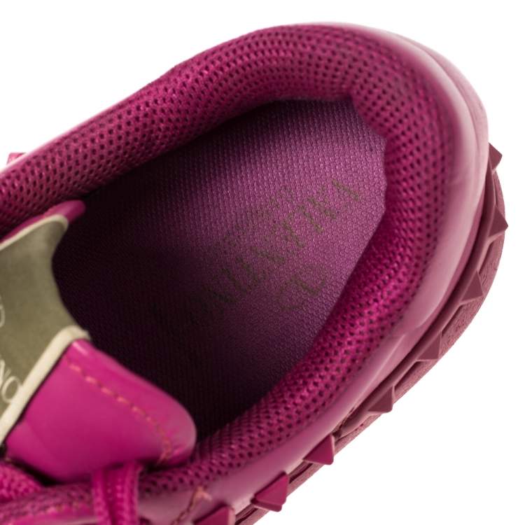 Pre Owned Valentino Fuchsia Pink Leather Rockstud Low Top Sneakers Size 39