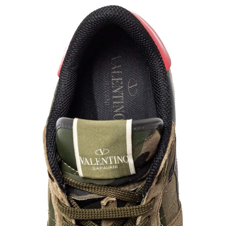 مملوكة مسبقًا Valentino Leather, Suede Multicolor Camouflage Rockrunner Sneaker Size 40
