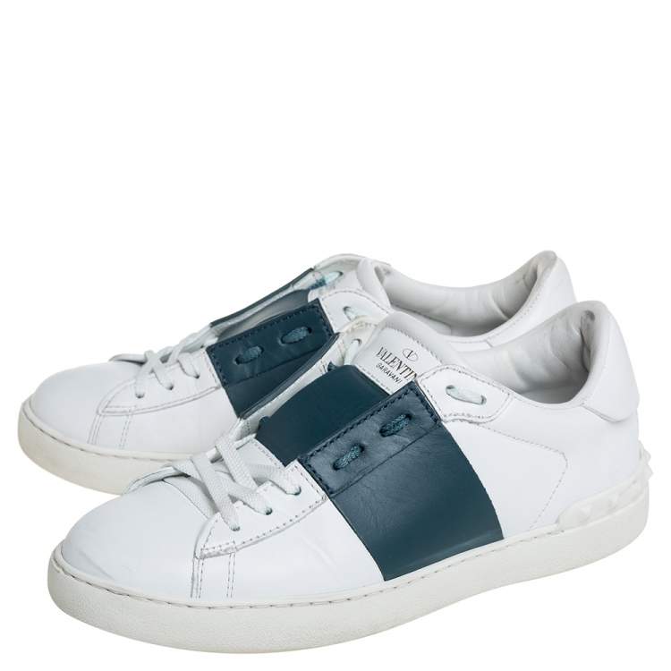Pre Owned Valentino White/Grey Leather Rockstud Low Top Sneakers Size 39
