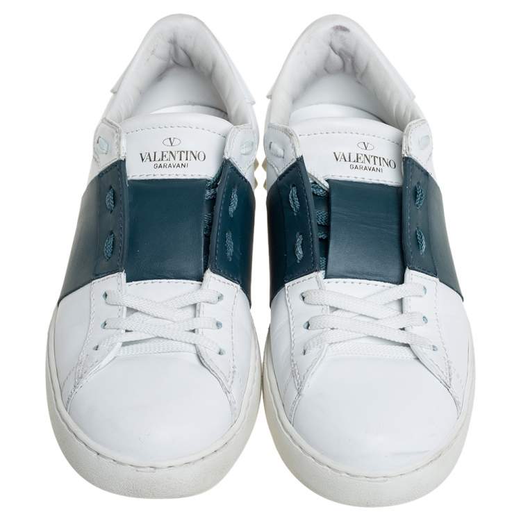 Pre Owned Valentino White/Grey Leather Rockstud Low Top Sneakers Size 39