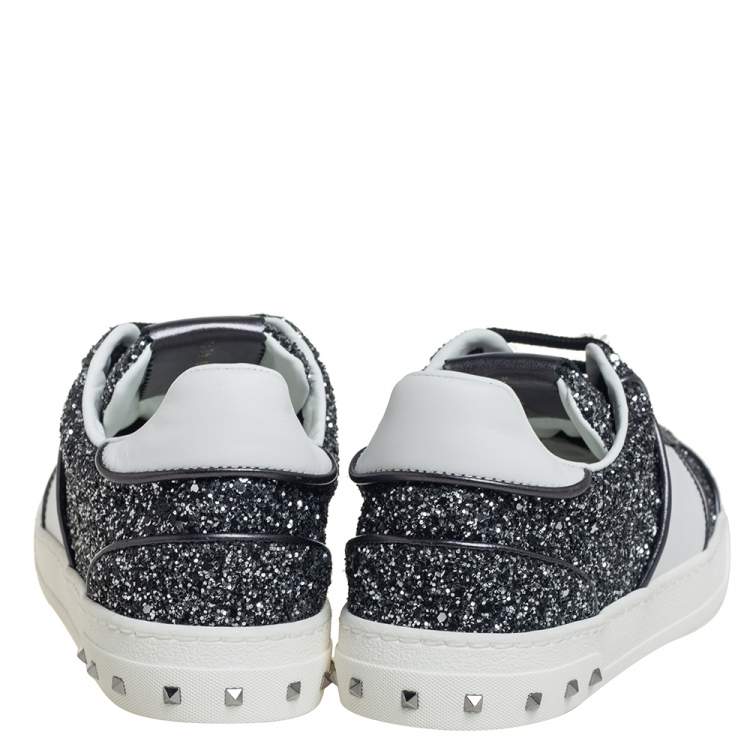 مملوكة مسبقًا Valentino Grey/White Glitter And Leather Flycrew Low Top Sneakers Size 40.5