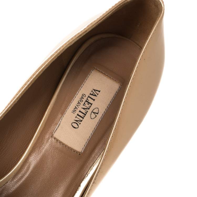 Pre Owned Valentino Beige Patent Leather Bow Accents Pumps Size 36